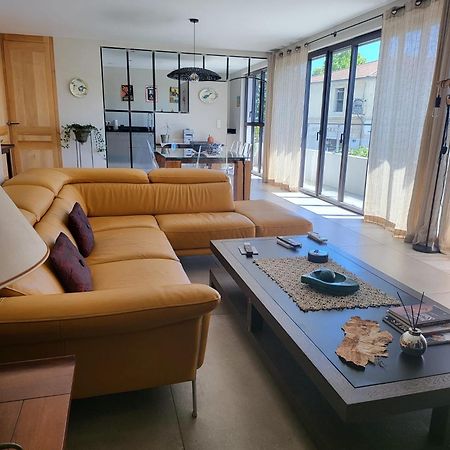 Appartement Standing Bord Sorgue リル・シュル・ラ・ソルギュ エクステリア 写真